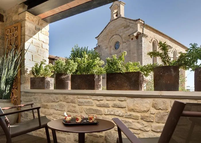 La Maison du Passage - Chambres, Spa et Restaurant