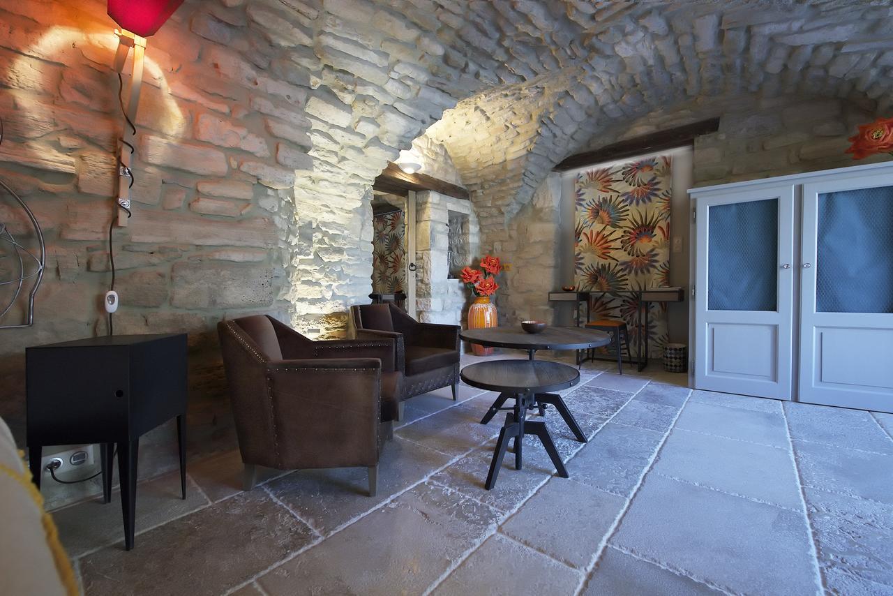 La Maison Du Passage - Chambres, Et Restaurant Couette-café