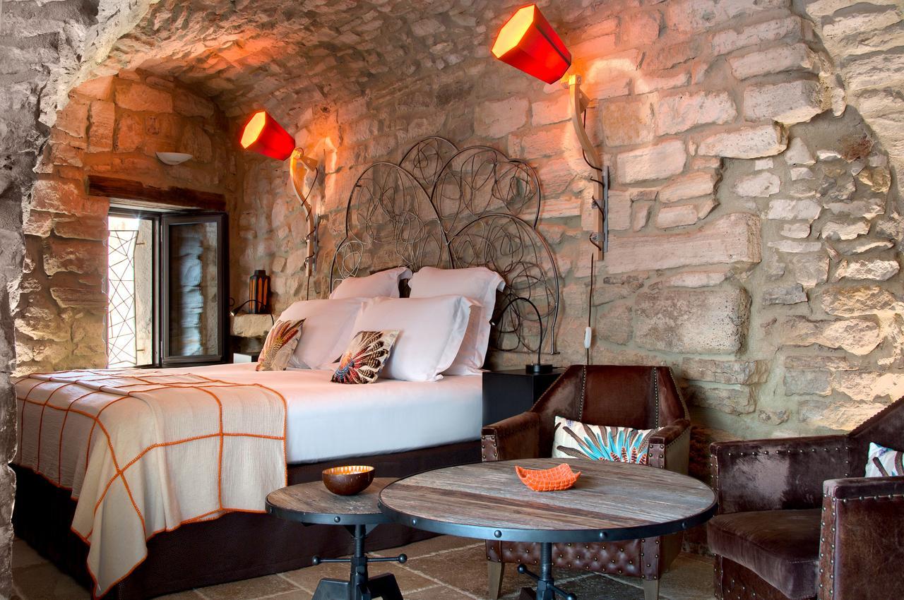 La Maison Du Passage - Chambres, Et Restaurant Couette-café *