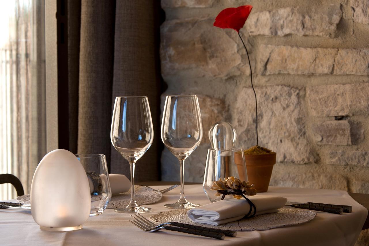 La Maison Du Passage - Chambres, Et Restaurant Couette-café